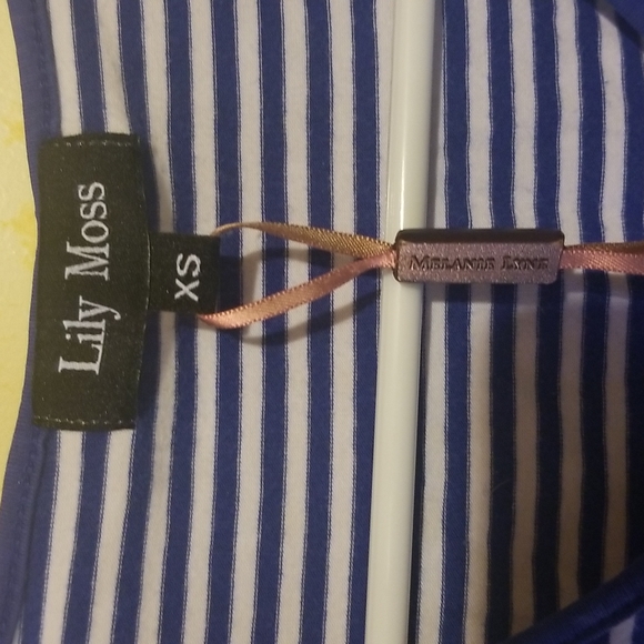 Blue striped tee shirt - Picture 2 of 4